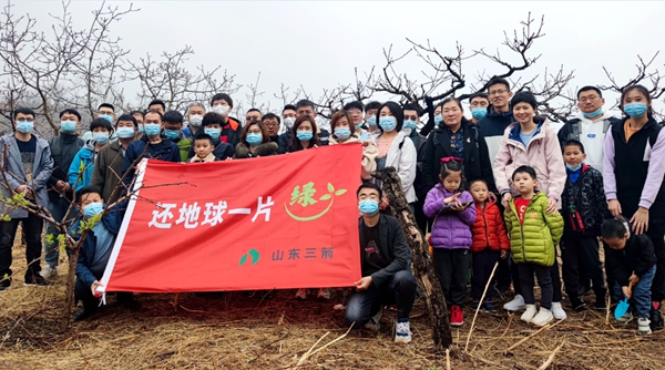 尊龙凯时-人生就是搏各基层党支部开展公益植树活动